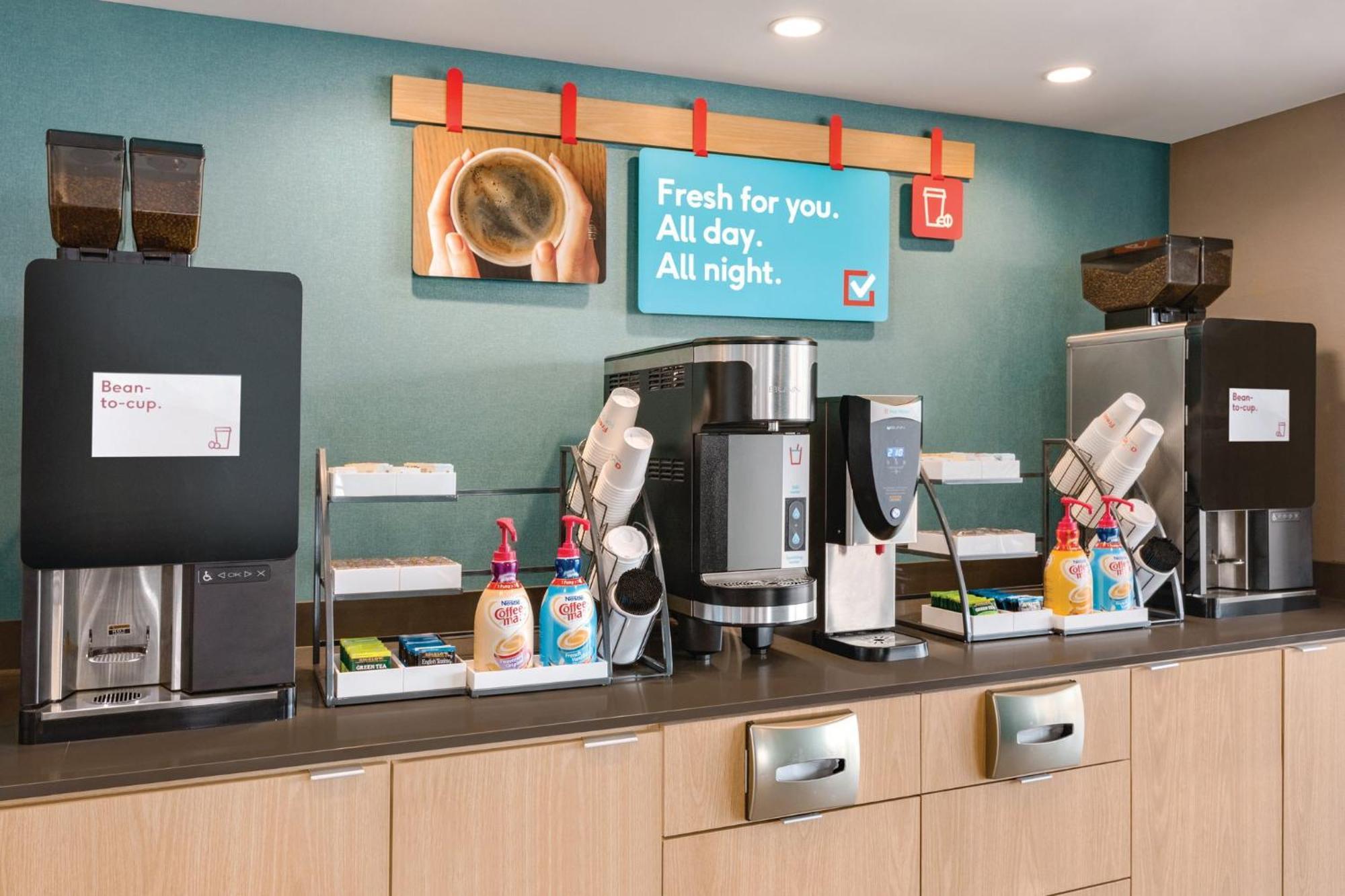 Avid Hotel Pueblo North By Ihg Bagian luar foto