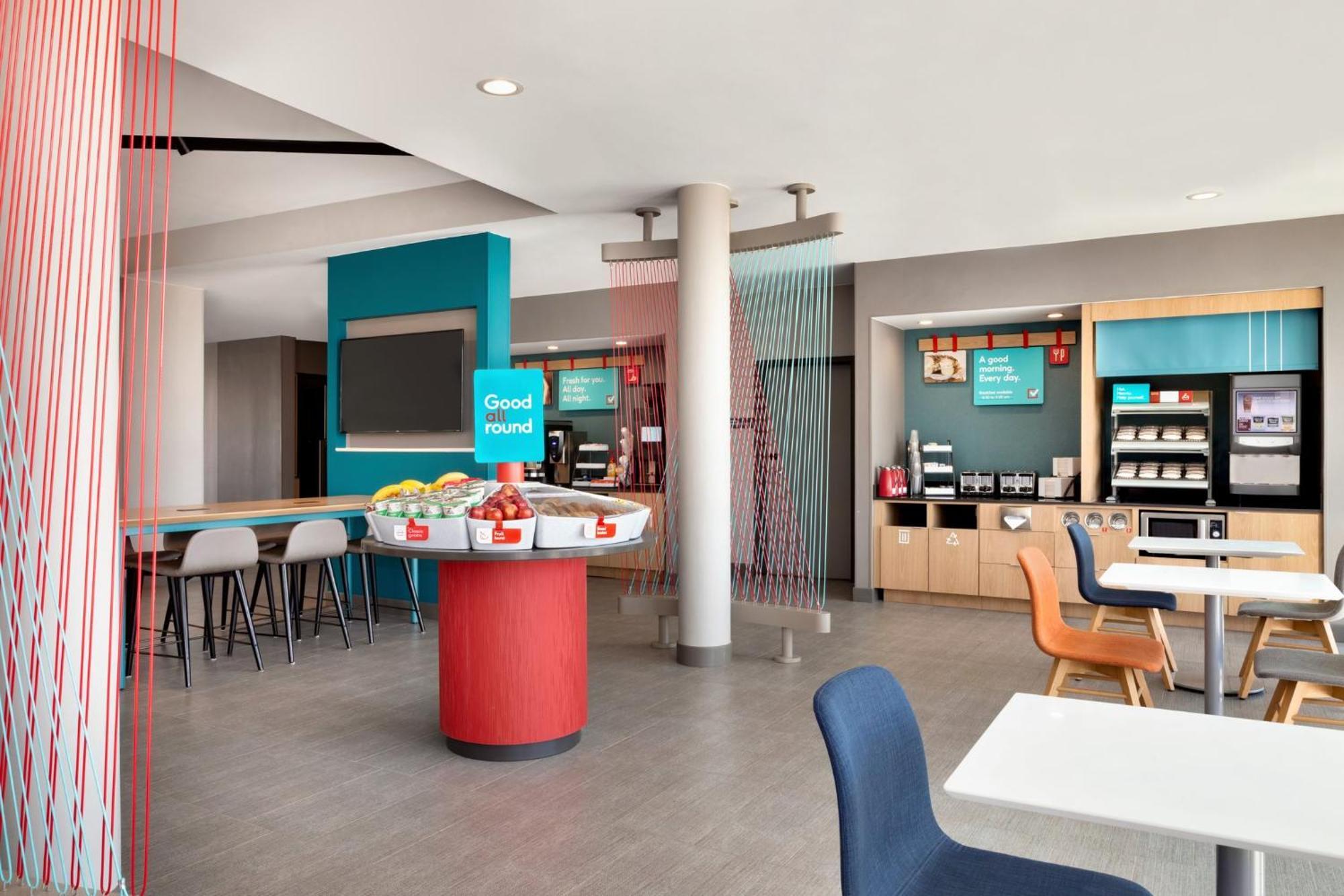 Avid Hotel Pueblo North By Ihg Bagian luar foto