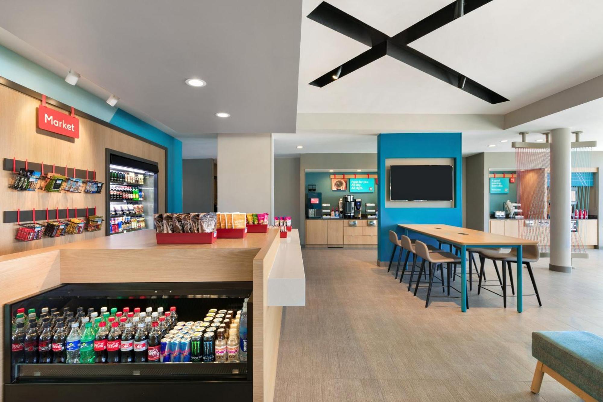 Avid Hotel Pueblo North By Ihg Bagian luar foto